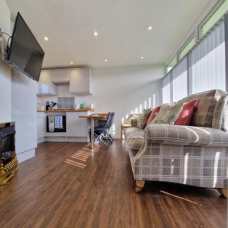 67 Broadside Holiday Chalet Near Broads & Beaches スタラム エクステリア 写真